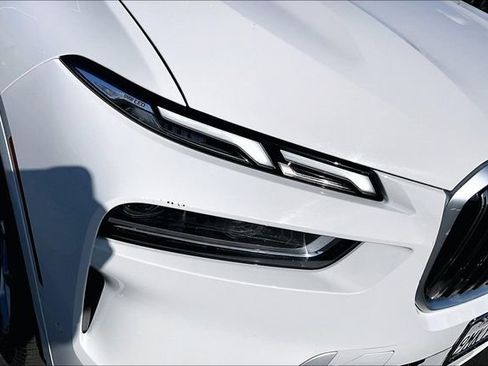 Used 2024 BMW X7 xDrive40i image 33