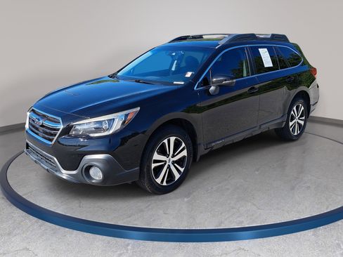 Used 2019 Subaru Outback 3.6R Limited w/ Popular Package #2 AWD/4WD image 1