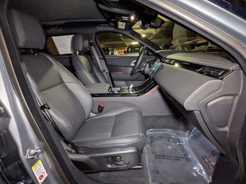 New 2026 Land Rover Range Rover Velar Dynamic SE image 17