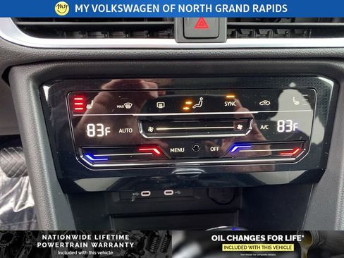 New 2026 Volkswagen Taos SE image 14