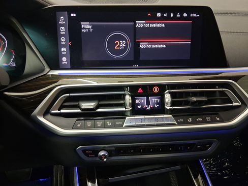 Used 2020 BMW X5 sDrive40i w/ M Sport Package RWD image 25
