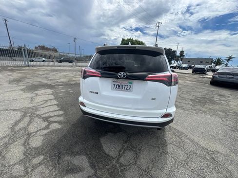 Used 2017 Toyota RAV4 SE w/ Advanced Technology Package FWD image 12