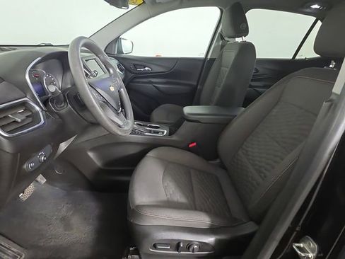 Used 2021 Chevrolet Equinox LT image 19