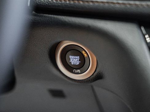 New 2026 Chrysler Pacifica Pinnacle w/ Trailer Tow Group image 25