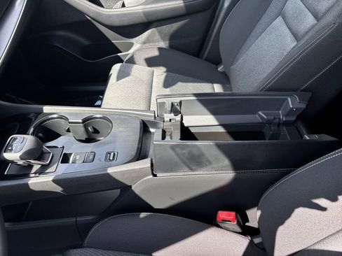 Certified 2025 Nissan Rogue SV FWD image 23