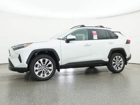 New 2025 Toyota RAV4 Limited image 18