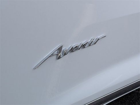 New 2026 Buick Enclave Avenir image 39