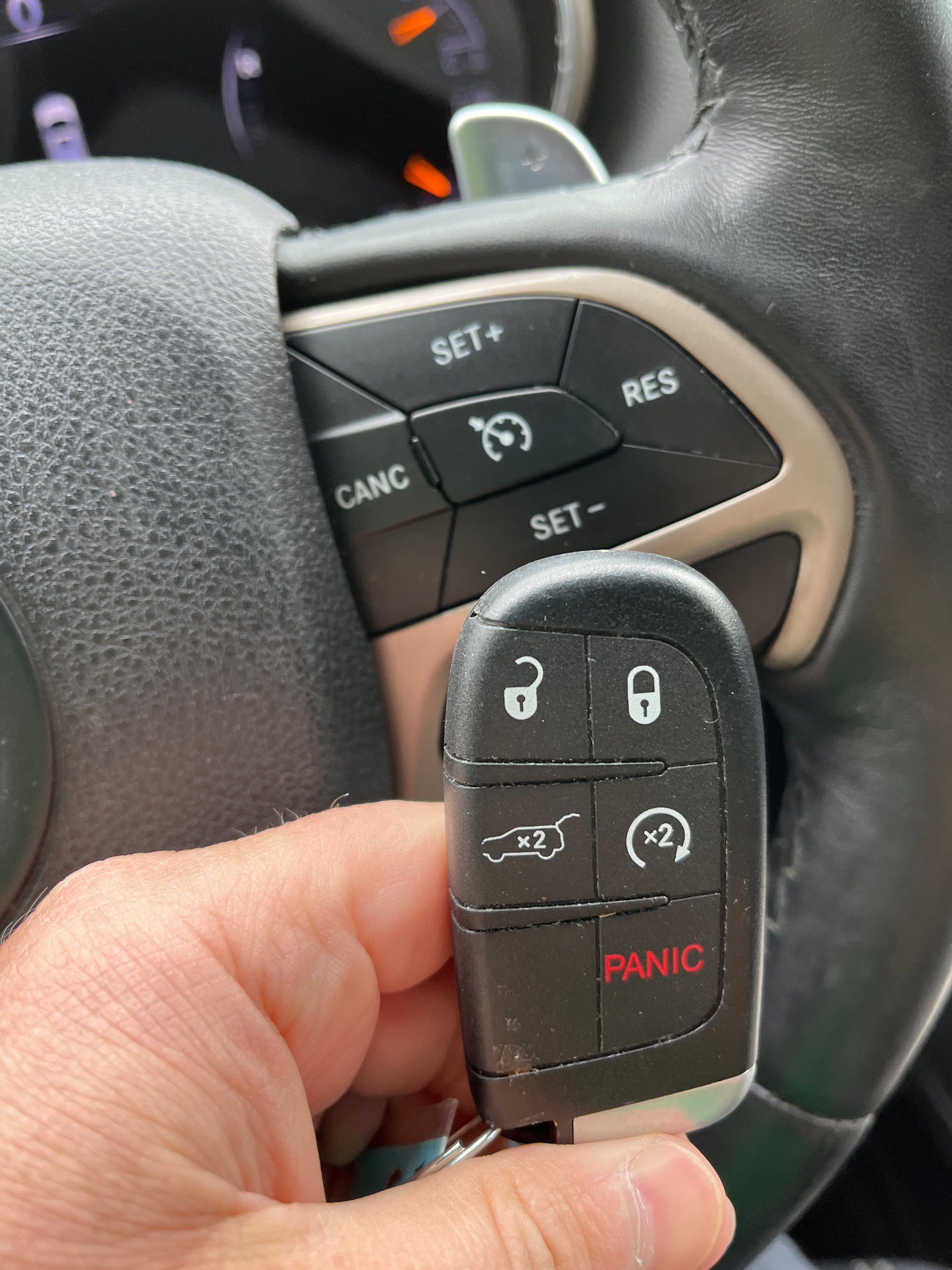 Used 2015 Jeep Grand Cherokee Limited w/ Trailer Tow Group IV AWD/4WD image 21