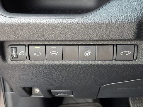 Used 2024 Toyota RAV4 XLE w/ Convenience Package AWD/4WD image 29