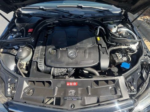 Used 2014 Mercedes-Benz C 300 4MATIC Sedan image 31