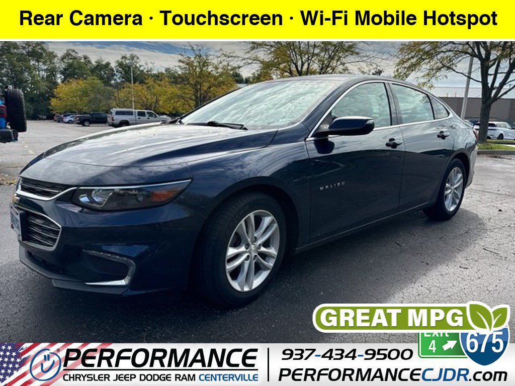 Used 2017 Chevrolet Malibu LT FWD image 1