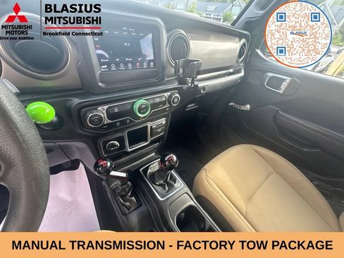 Used 2023 Jeep Gladiator Sport w/ Trailer Tow Package AWD/4WD image 36