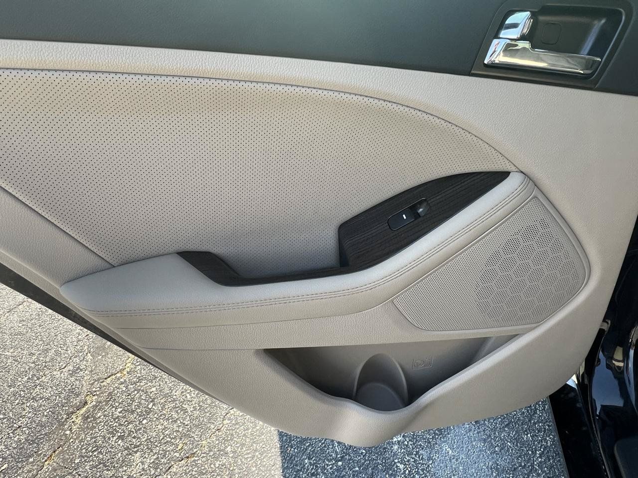 Used 2013 Kia Optima EX FWD image 25