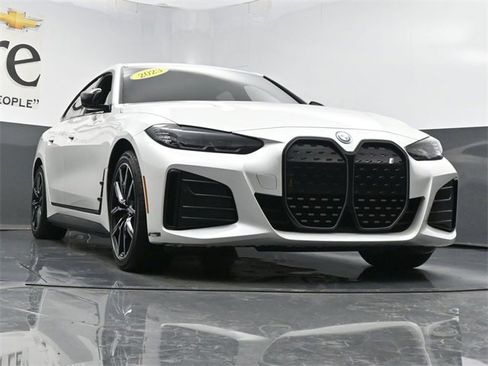 Used 2023 BMW i4 eDrive40 w/ M Sport Package image 3