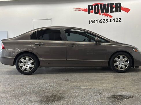 Used 2010 Honda Civic LX image 2