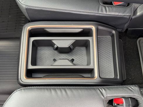 Used 2025 Toyota Grand Highlander AWD Hybrid image 9