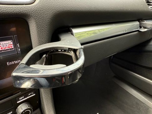 Used 2017 Porsche 718 Cayman S image 32