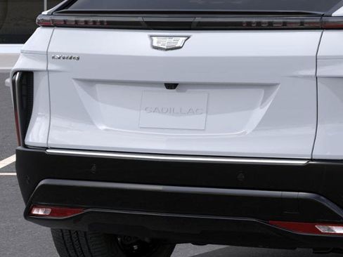 New 2027 Cadillac Lyriq Luxury RWD image 38