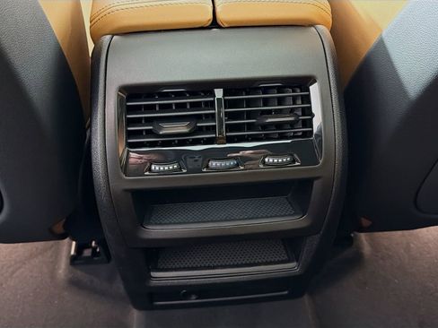 New 2026 BMW X5 xDrive50e w/ M Sport Package image 28