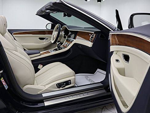 New 2026 Bentley Continental GTC image 49