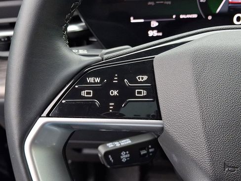 Certified 2025 Audi Q5 2.0T Premium Plus w/ Premium Plus image 22