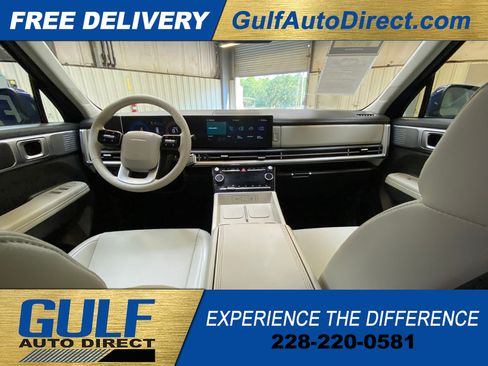 Used 2026 Hyundai Santa Fe SEL AWD/4WD image 2