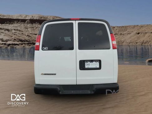 Used 2023 Chevrolet Express 3500 LS image 5