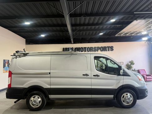 Used 2020 Ford Transit 250 Low Roof AWD image 4