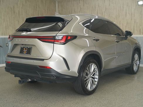Used 2024 Lexus NX 350h AWD w/ Vision Package image 10