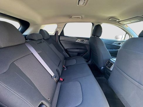 Certified 2025 Kia Sportage LX AWD/4WD image 29