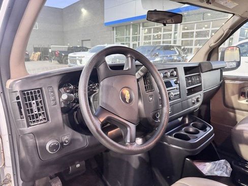 Used 2013 Chevrolet Express 2500 image 9