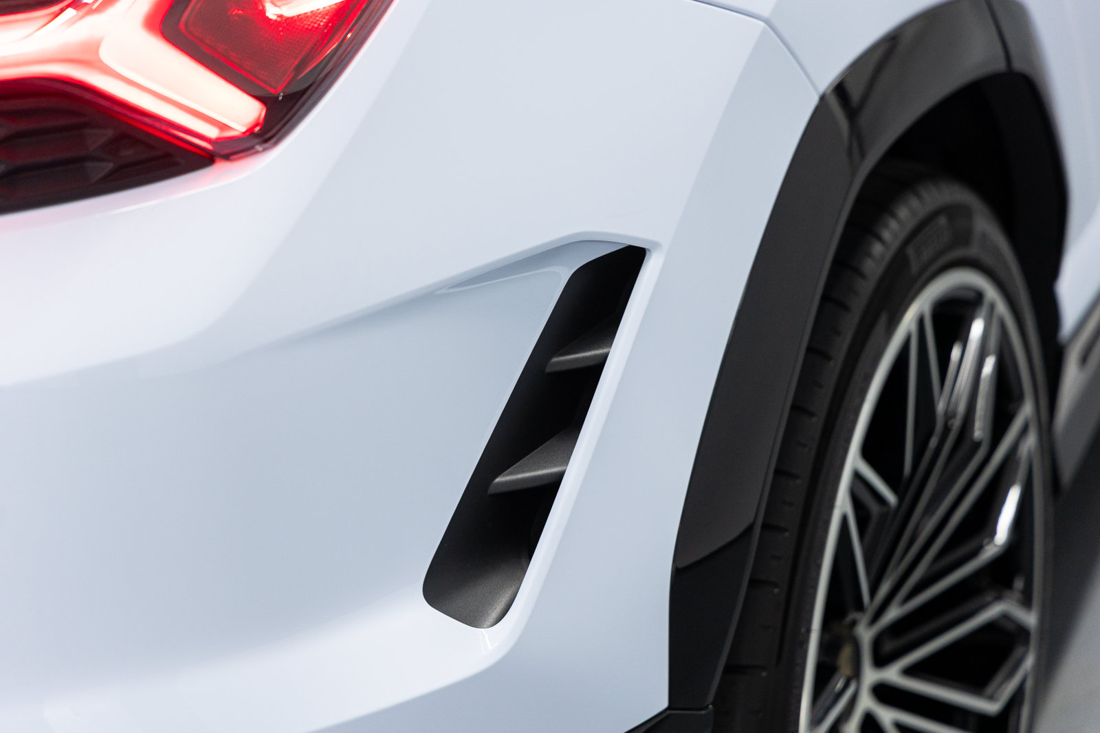 Used 2026 Lamborghini Urus S AWD/4WD image 23