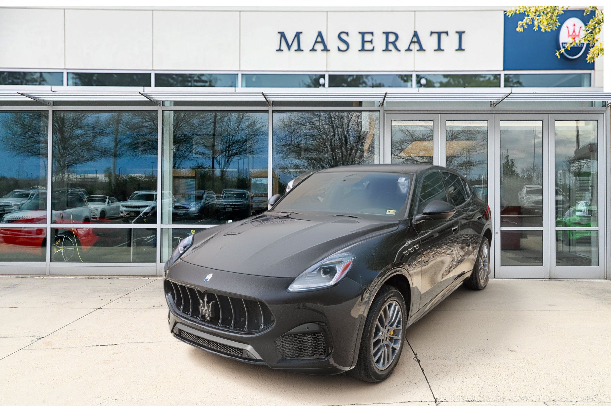 Used 2024 Maserati Grecale Modena AWD/4WD image 1