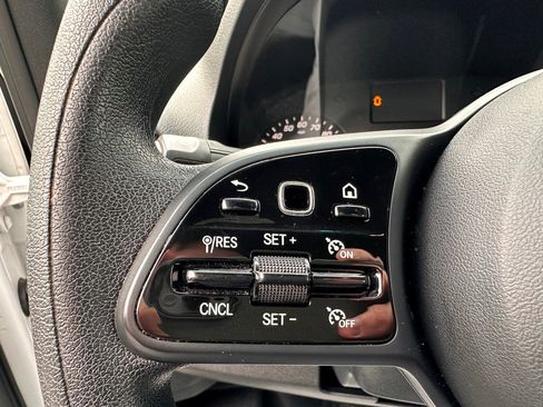 Used 2023 Mercedes-Benz Sprinter 2500 image 13