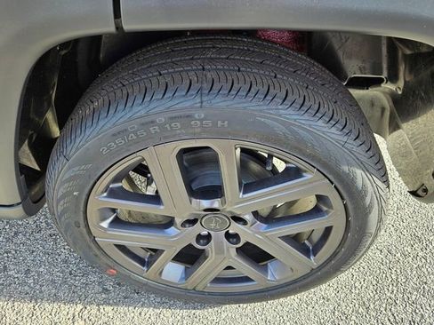 New 2026 Jeep Compass Latitude image 6