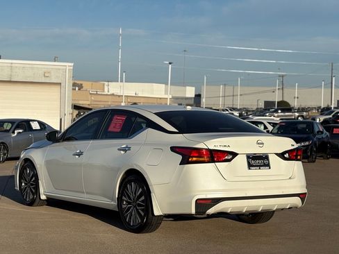 Certified 2024 Nissan Altima 2.5 SV image 6