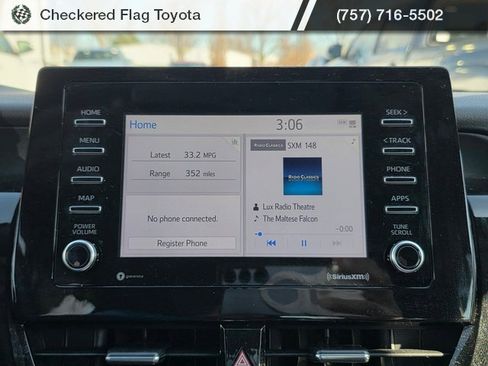 Used 2021 Toyota Camry LE image 15