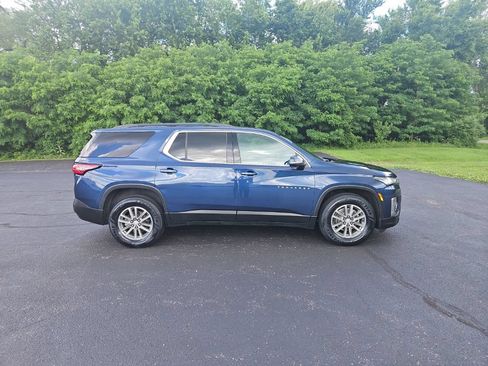 Used 2023 Chevrolet Traverse LT AWD/4WD image 8