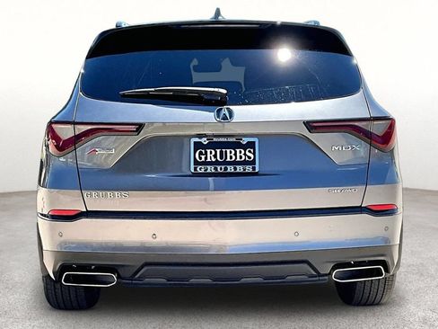 Used 2026 Acura MDX SH-AWD image 4