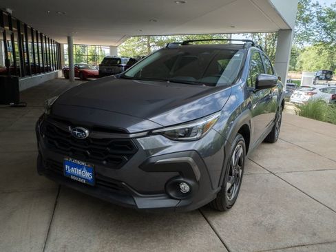 Certified 2025 Subaru Crosstrek 2.5i Limited AWD/4WD image 3