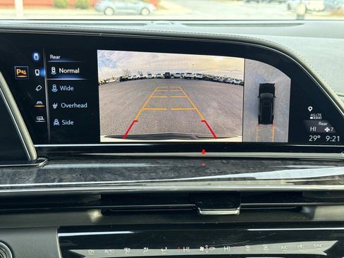 Used 2021 Cadillac Escalade Premium Luxury image 5