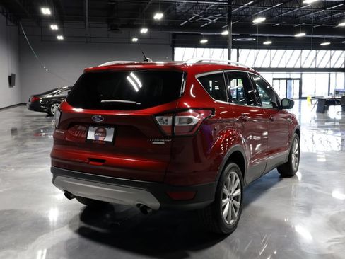 Used 2017 Ford Escape Titanium FWD image 7