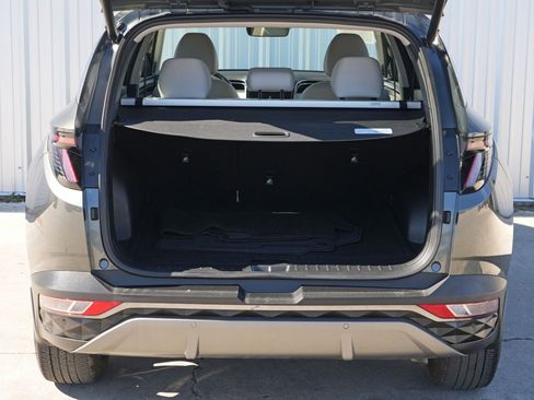 Used 2022 Hyundai Tucson Limited w/ Cargo Package image 9