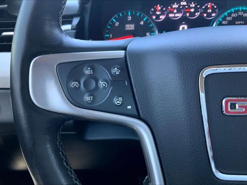 Used 2017 GMC Yukon SLT image 24
