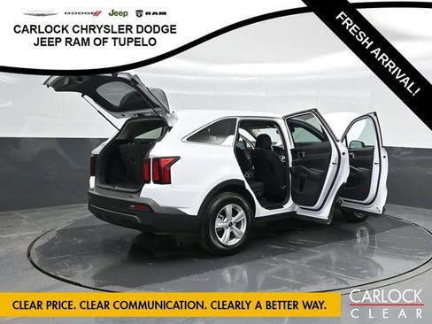 Used 2023 Kia Sorento LX image 74