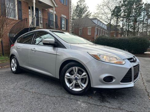 Used 2014 Ford Focus SE image 5