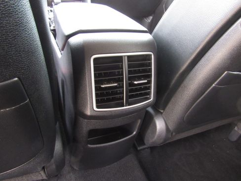 Used 2024 Kia Sportage SX image 15