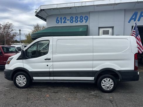 Used 2024 Ford Transit 250 Low Roof w/ Exterior Upgrade Package image 7