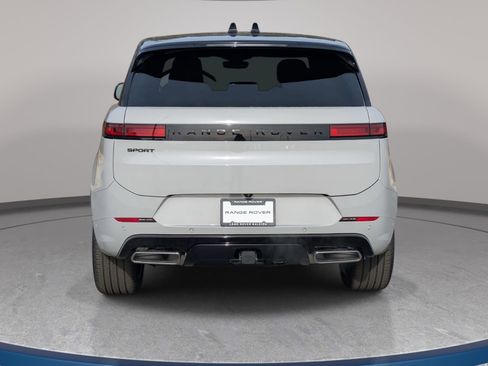 New 2026 Land Rover Range Rover Sport Dynamic SE AWD/4WD image 6