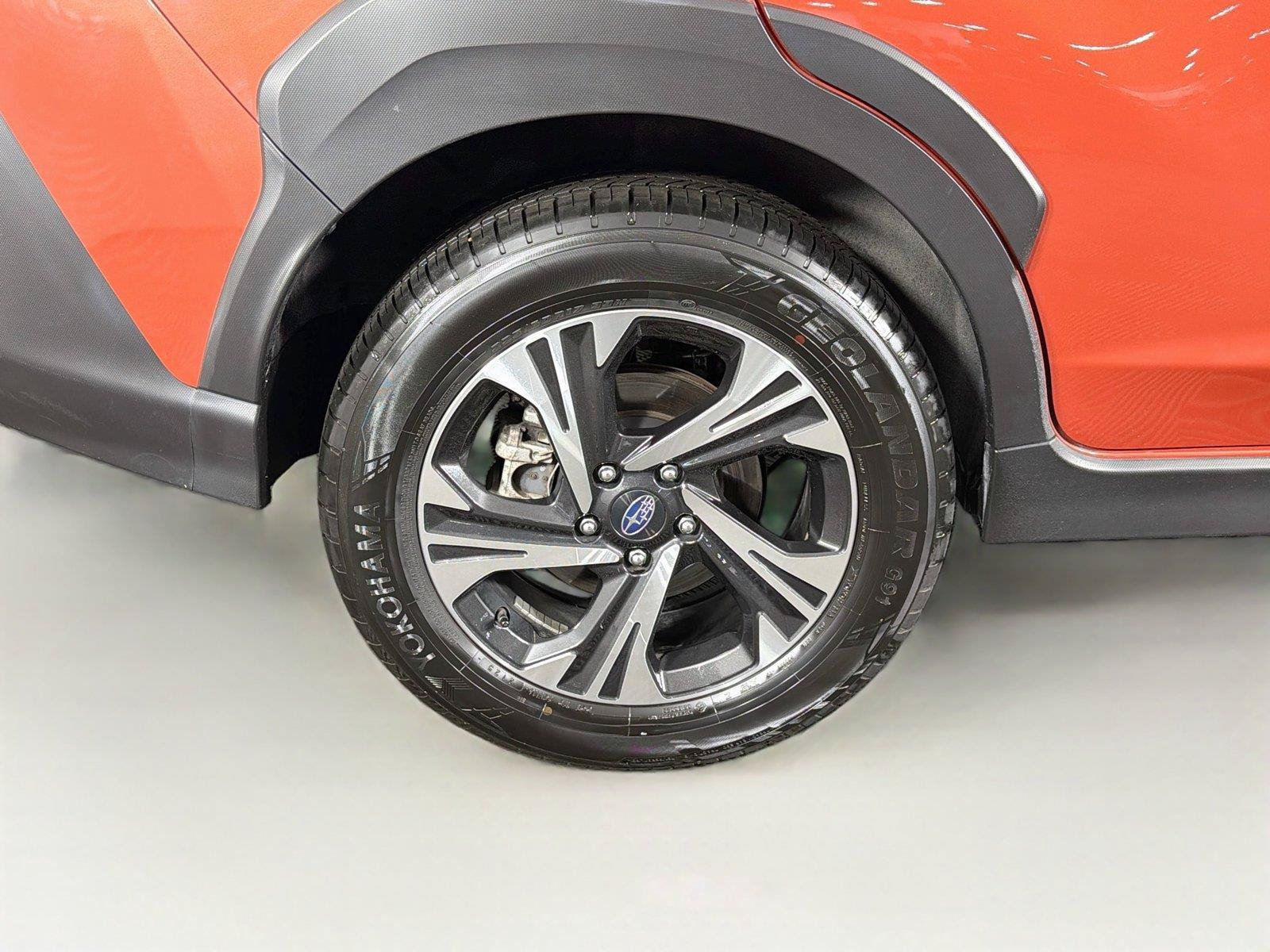 Used 2025 Subaru Crosstrek 2.5i Premium AWD/4WD image 34